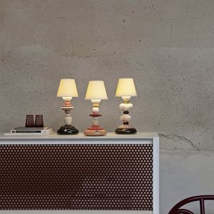lámpara de mesa