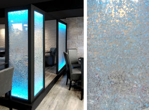 panel decorativo acrílico / para tabique / con retroiluminación