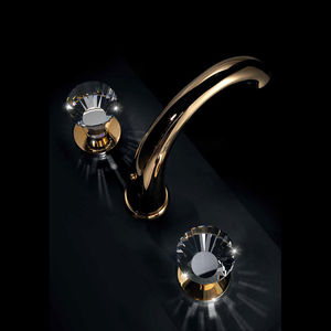 grifo bimando para lavabo