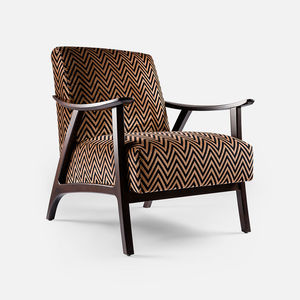 sillón contemporáneo / de tejido / de haya / con reposabrazos