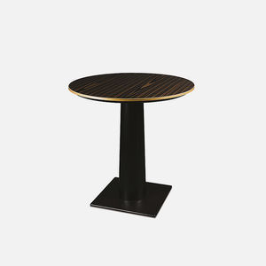 mesa de comedor contemporánea