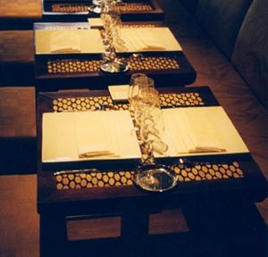 mesa contemporánea