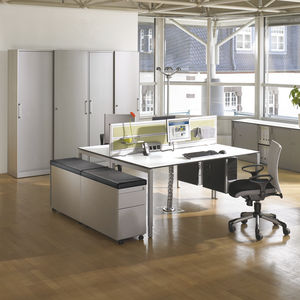 armario de oficina alto / de acero / con puerta corredera / moderno