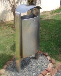 cubo de basura público