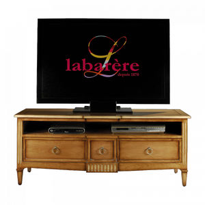 mueble de televisión clásico