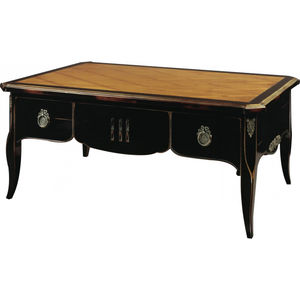 mesa de centro de estilo Luis XV