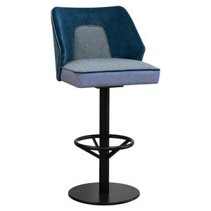 silla de bar contemporánea / tapizada / con reposapiés / con base central