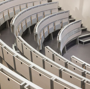 silla contemporánea