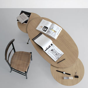 mesa contemporánea