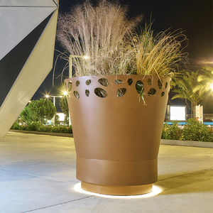 macetero para plantas grandes de acero galvanizado