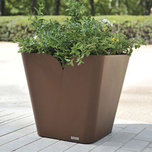 macetero para plantas grandes de acero galvanizado