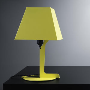 lámpara de mesa