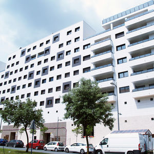 fachada ventilada de cerámica