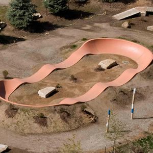 pumptrack para skatepark