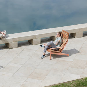 sillón urbano contemporáneo