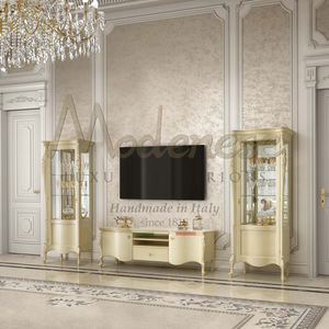 mueble de televisión clásico
