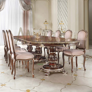 mesa de comedor clásica