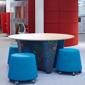 mesa contemporánea