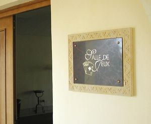placa de señalización para puerta