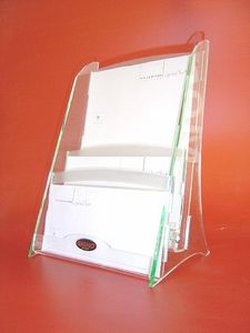portafolletos en encimera