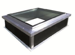 ventana de tejado de proyección / de acero / con vidrio doble / de corte térmico