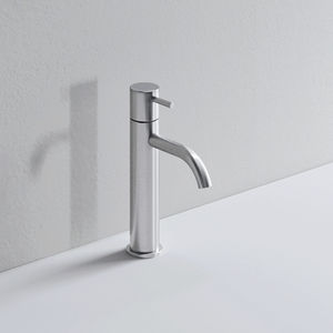 grifo monomando para lavabo / en encimera / de metal / de baño