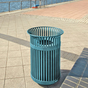 cubo de basura público