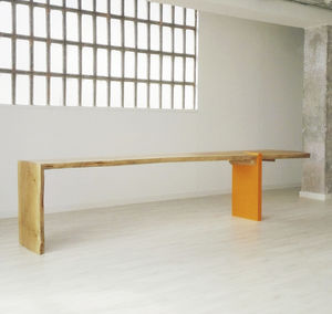 mesa de comedor contemporánea