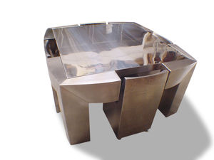 conjunto de mesa y silla de diseño original
