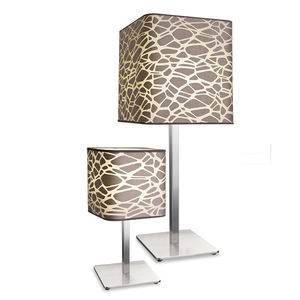 lámpara de mesa