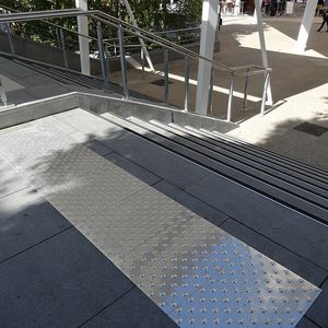 loseta táctil de aluminio