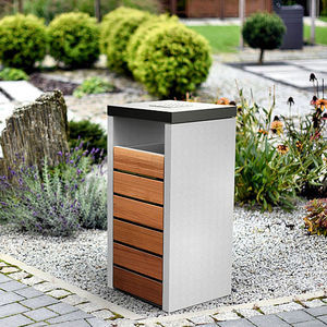 cubo de basura público
