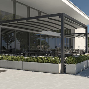 pérgola adosada