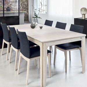mesa de comedor contemporánea