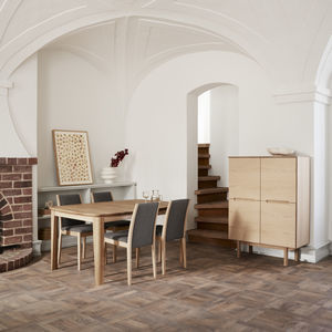 mesa de comedor contemporánea
