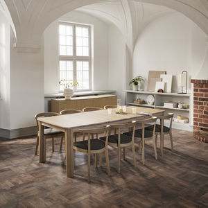mesa de comedor contemporánea