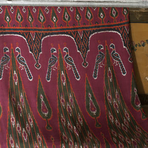 visillo con motivos decorativos
