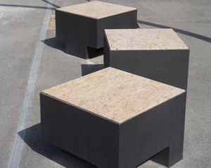 taburete contemporáneo