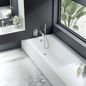 bañera de esquina