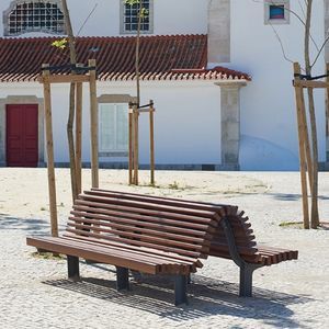 banco público de diseño original