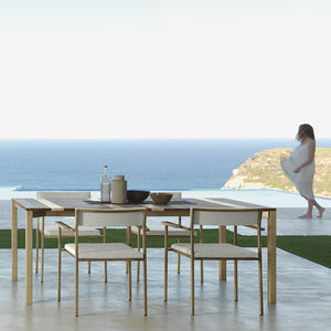 mesa de comedor contemporánea