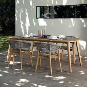 mesa de comedor contemporánea