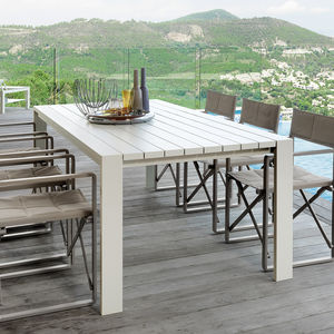 mesa de comedor contemporánea