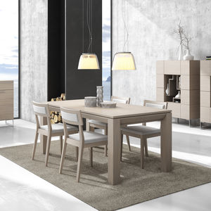 mesa de comedor contemporánea
