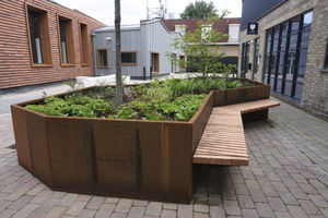 jardinera de madera