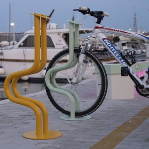 aparcabicis de suelo