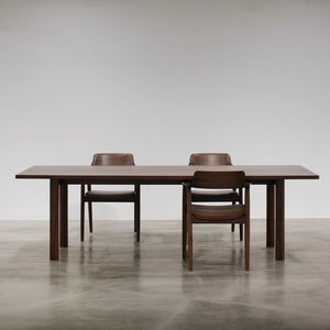 mesa contemporánea