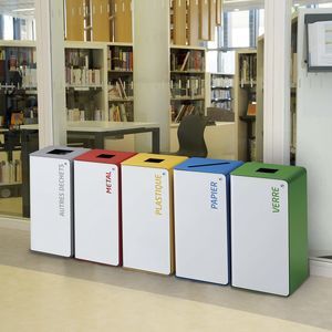 cubo de basura público