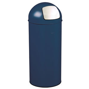 cubo de basura de metal