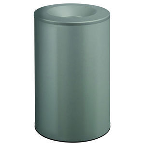cubo de basura de metal